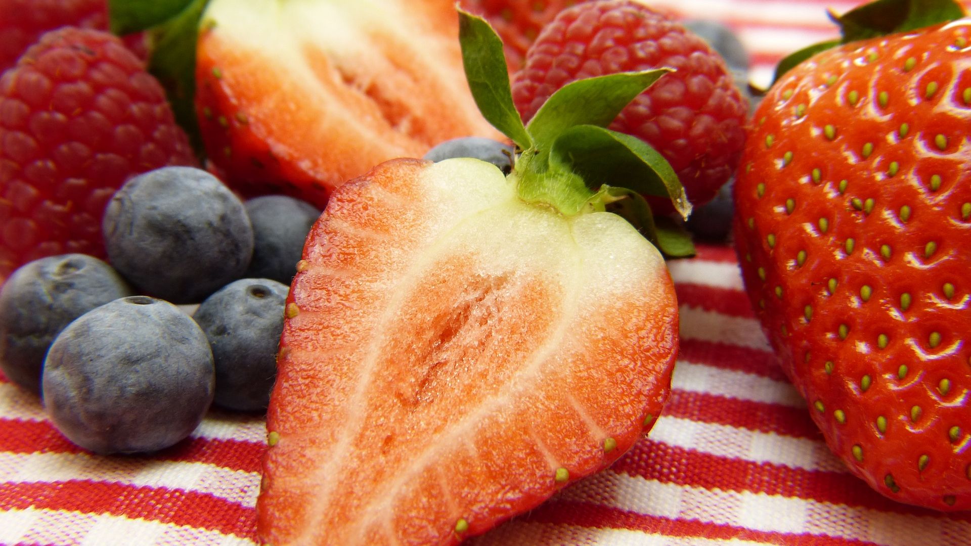 Wallpaper Strawberry, Blueberry, Raspberry, fruits