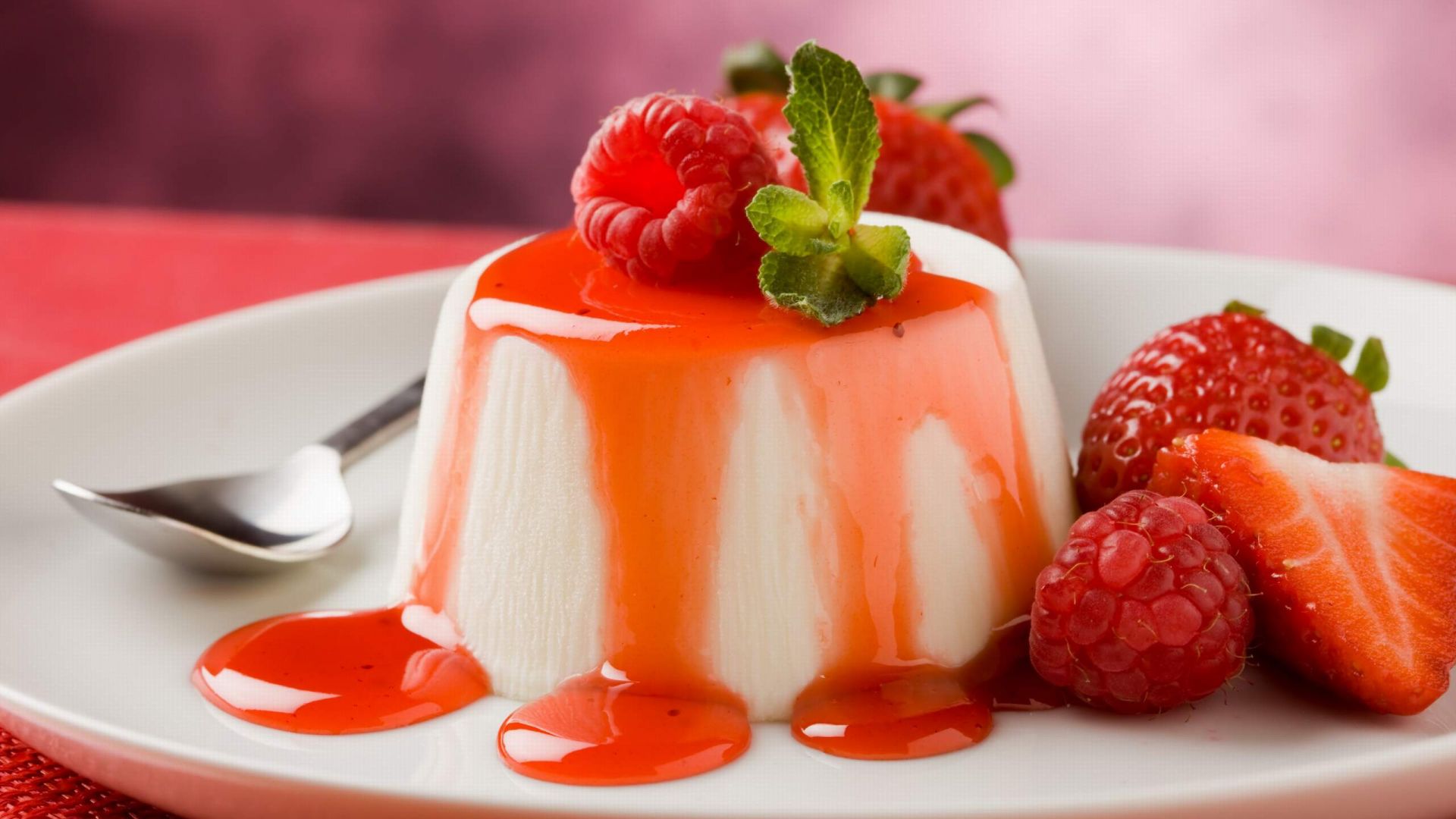 Wallpaper Ice cream, strawberry, dessert