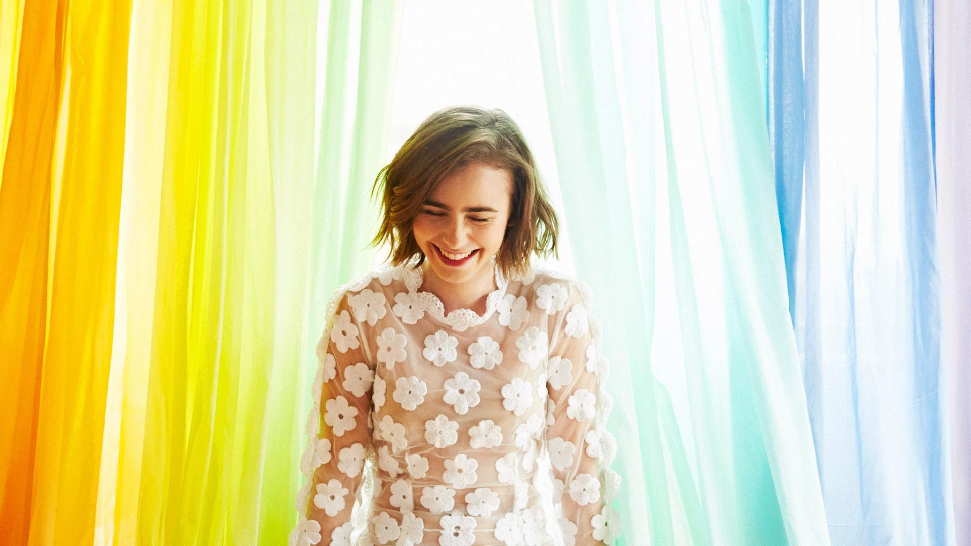 Wallpaper Lily Collins, smiling face