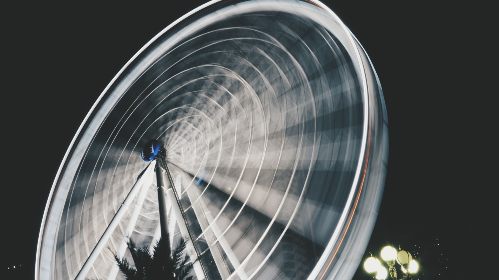 Wallpaper Ferris wheel, amusement park, night, light trails