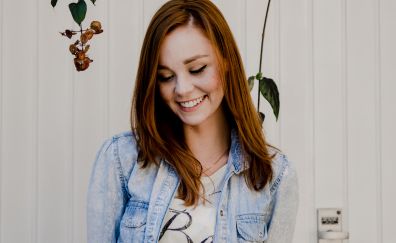 Smile, red head, woman, jeans shirt