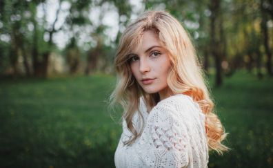 Model, girl portrait, face, outdoor