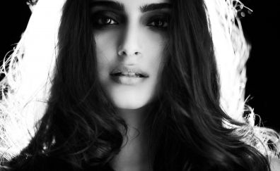 Sonam Kapoor, actress, monochrome, face, 4k