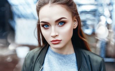 Blue eyes, red head, girl model