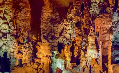 The cathedral caverns cave