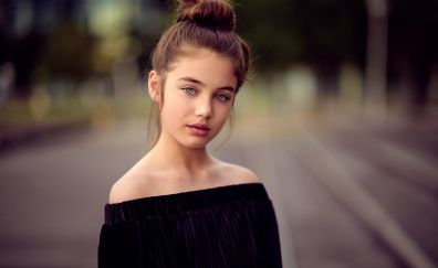 Cute face, girl model, black dress