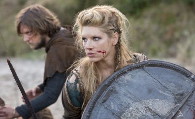 Vikings tv show, actress, fight