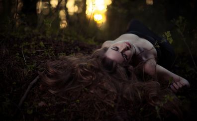 Outdoor, lying down, brunette, forest, girl model