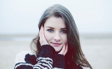 Cute brunette model, winter