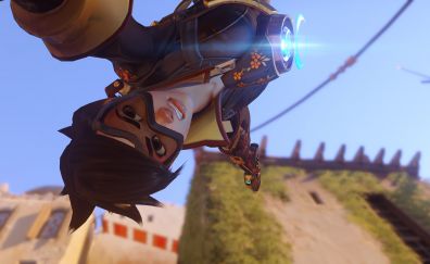 Tracer, jump, video game, girl