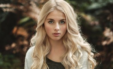 Aqua eyes, beautiful blonde woman