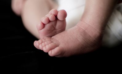 Baby, child's feet