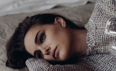 Natalie Portman, actress, lying down, face