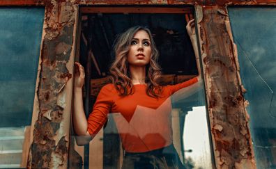 Red lips, broken window, girl model