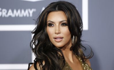 Kim Kardashian, American popular celebrity