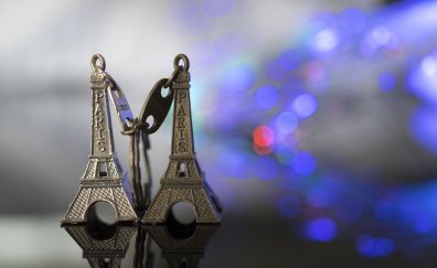 Eiffel tower keychain paris close up