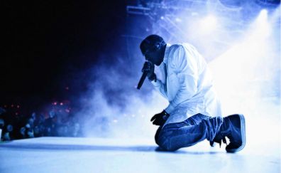 Kanye West, Rapper, performing