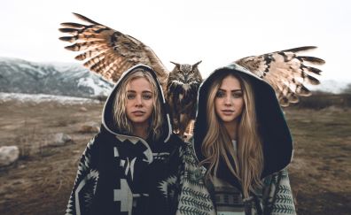 Owl bird, blonde, girls