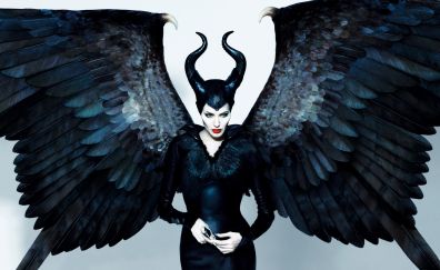 Angelina Jolie in maleficent 2014 movie